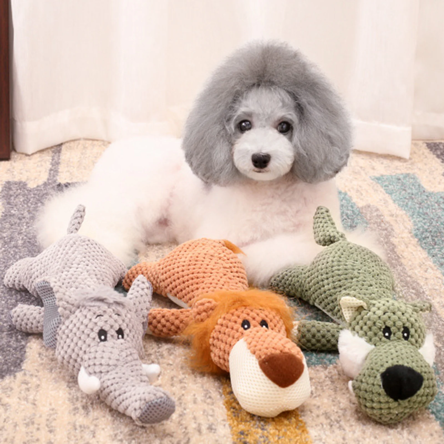 Jouet sonore en peluche côtelée